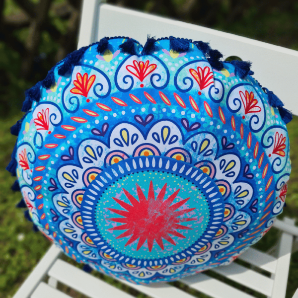 Rundes Kissen Mandala Blume medium  40cm